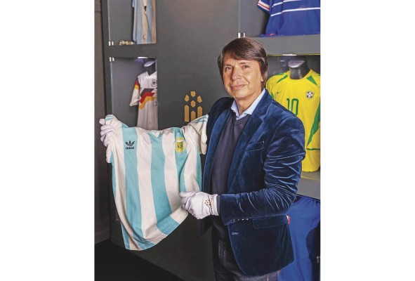 El impulsor del Legends, The Home of Football ha sido el argentino Marcelo Ordás, un coleccionista que llevaba 30 años buscando materializar su idea. El impulsor del Legends, The Home of Football ha sido el argentino Marcelo Ordás, un coleccionista que llevaba 30 años buscando materializar su idea.