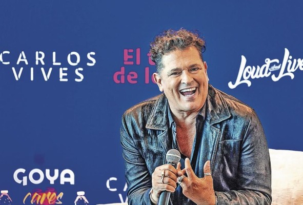 Carlos Vives está nominado en la categoría álbum del año por 'Escalona nunca se había grabado así'. Carlos Vives está nominado en la categoría álbum del año por 'Escalona nunca se había grabado así'.