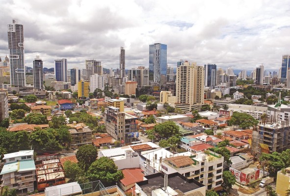 En 501 años de fundada la ciudad, llevamos 55 de estar aplicando zonificaciones. En 501 años de fundada la ciudad, llevamos 55 de estar aplicando zonificaciones.