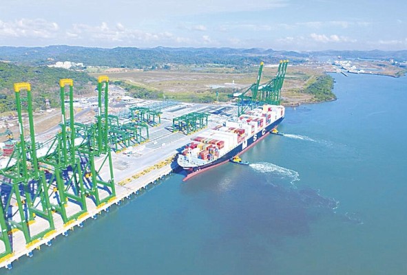 La huelga de los trabajadores se desarrolló por dos días afectando las operaciones del puerto en la entrada pacífica del Canal de Panamá. La huelga de los trabajadores se desarrolló por dos días afectando las operaciones del puerto en la entrada pacífica del Canal de Panamá.