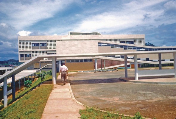 Anexo a la Facultad de Ciencias de la Universidad de Panamá Anexo a la Facultad de Ciencias de la Universidad de Panamá