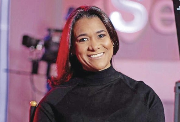González cree en el papel de la mujer dentro de las diferentes industrias. González cree en el papel de la mujer dentro de las diferentes industrias.