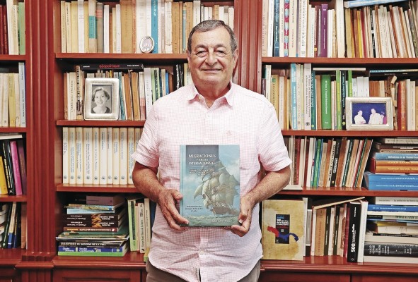 El libro fue escrito en conmemoración del Bicentenario de la independencia de Panamá de España. El libro fue escrito en conmemoración del Bicentenario de la independencia de Panamá de España.