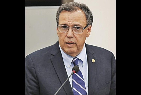 Luis Ramón Fábrega, magistrado presidente de la CSJ Luis Ramón Fábrega, magistrado presidente de la CSJ