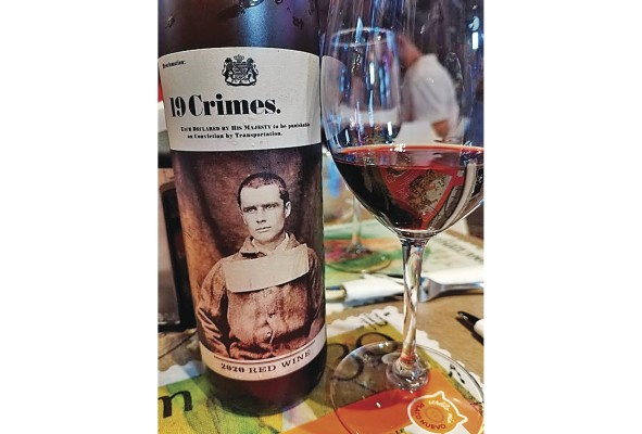 19 Crimes tinto, vino de Australia 19 Crimes tinto, vino de Australia