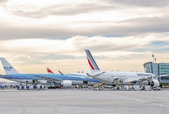 América Latina tuvo un rendimiento fuerte de un 12% más , en comparación con 2022 en los vuelos de Air France y KLM. América Latina tuvo un rendimiento fuerte de un 12% más , en comparación con 2022 en los vuelos de Air France y KLM.