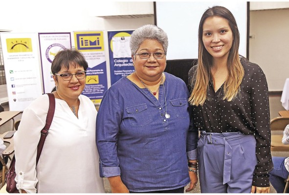 Silvia Arroyo, Mirna Chen y Maritzabel Ng Silvia Arroyo, Mirna Chen y Maritzabel Ng
