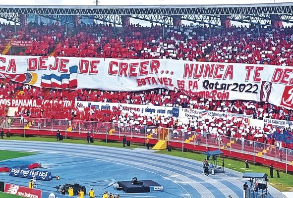 El Rommel Fernández se vio casi desbordado con el encuentro entre Panamá y EE.UU., en el marco de las eliminatorias mundialistas de fútbol. El Rommel Fernández se vio casi desbordado con el encuentro entre Panamá y EE.UU., en el marco de las eliminatorias mundialistas de fútbol.
