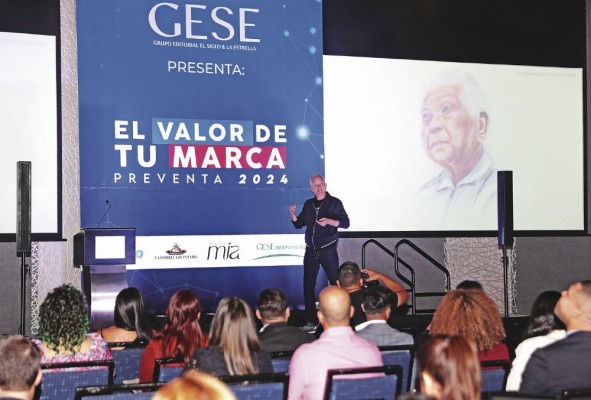 El experto en IA Paolo Miscia, explicó el poder de las nuevas tecnologías, aun así advirtiendo del descontrol que pueden causar si no son utilizadas responsablemente. El experto en IA Paolo Miscia, explicó el poder de las nuevas tecnologías, aun así advirtiendo del descontrol que pueden causar si no son utilizadas responsablemente.