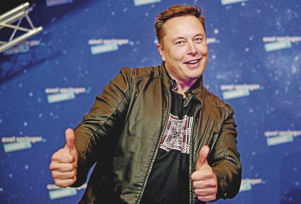 Ante la compra, Musk adelantó que tenía entre sus planes modificar su política sobre las publicaciones. Ante la compra, Musk adelantó que tenía entre sus planes modificar su política sobre las publicaciones.
