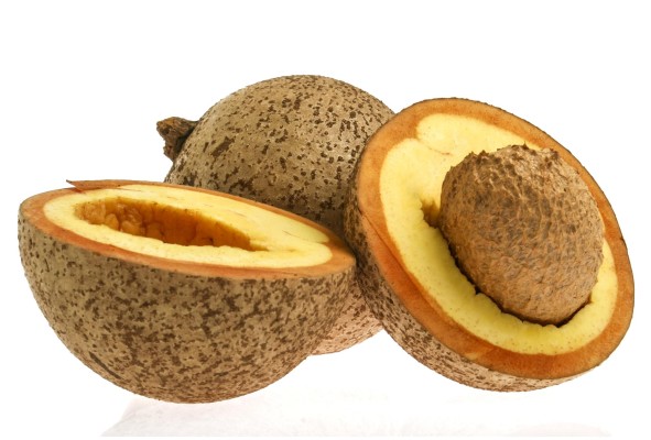 Mamey de Cartagena ('mammea americana'), también conocido como albaricoque sudamericano Mamey de Cartagena ('mammea americana'), también conocido como albaricoque sudamericano
