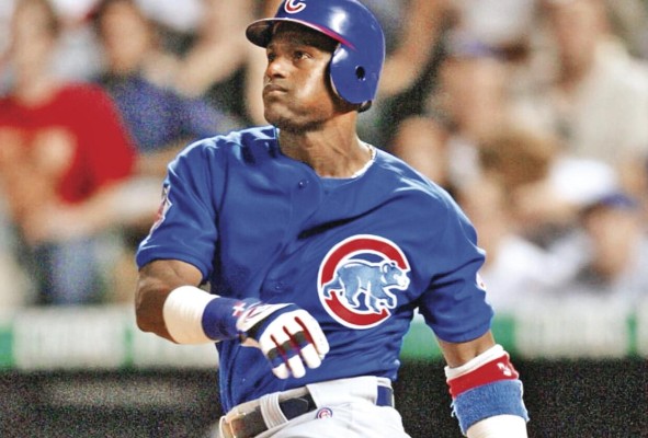 El beisbolista Sammy Sosa cuando su piel era oscura. El beisbolista Sammy Sosa cuando su piel era oscura.