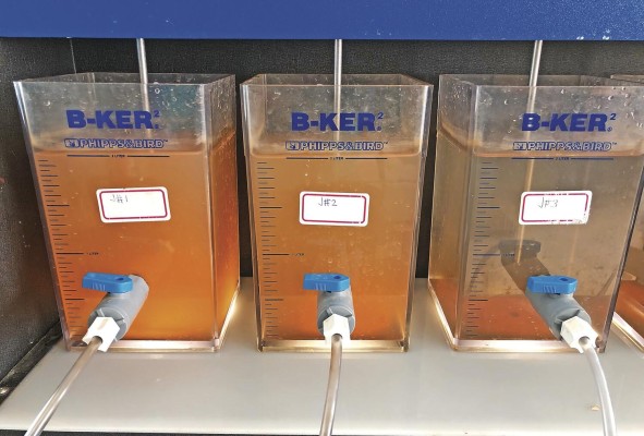 La estrategia del proyecto consiste en monitorear, estudiar y analizar los componentes que influyen en la calidad del agua tratada. La estrategia del proyecto consiste en monitorear, estudiar y analizar los componentes que influyen en la calidad del agua tratada.