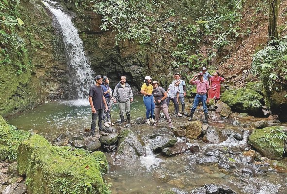 La Fundación Panamá Turismo Sostenible y su programa Pacto, para el desarrollo de comunidades turísticas. La Fundación Panamá Turismo Sostenible y su programa Pacto, para el desarrollo de comunidades turísticas.