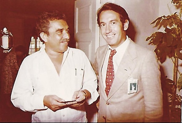 Con Gabriel García Márquez Con Gabriel García Márquez