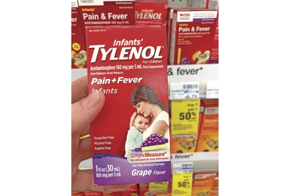 Compradores de Tylenol reclaman por presunto engaño en el empaque Compradores de Tylenol reclaman por presunto engaño en el empaque