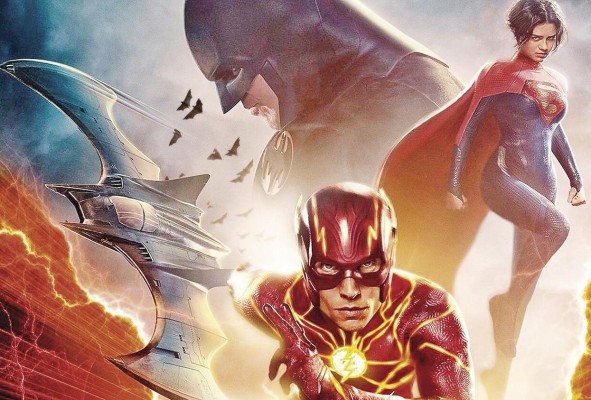 La cinta da tributos a épocas pasadas de DC en el cine. La cinta da tributos a épocas pasadas de DC en el cine.