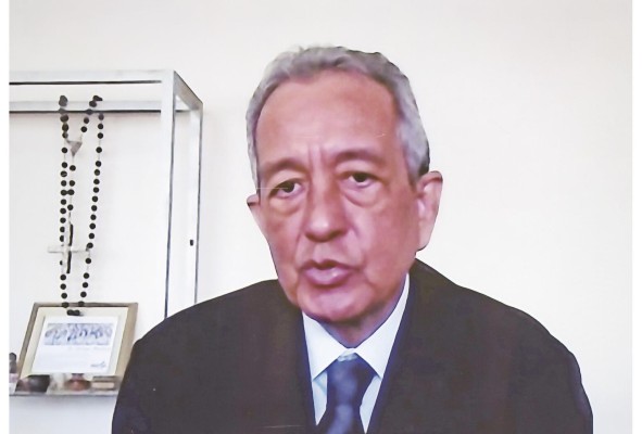 'Hay un pequeño ejército de médicos a la espera del llamado del Minsa' 'Hay un pequeño ejército de médicos a la espera del llamado del Minsa'