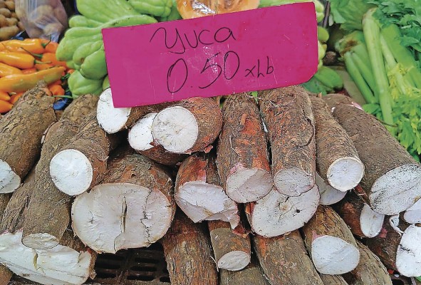 Hay muchos productos nacionales de calidad a buenos precios. Hay muchos productos nacionales de calidad a buenos precios.