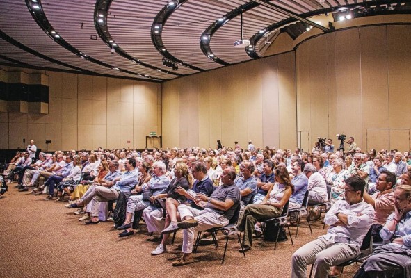 Se espera que Panamá se convierta en un destino para aquellas personas de otros países de la región que no sean sede del festival. Se espera que Panamá se convierta en un destino para aquellas personas de otros países de la región que no sean sede del festival.