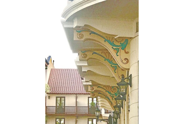 Detalle de las ménsulas de la restaurada Casa Boyd. Detalle de las ménsulas de la restaurada Casa Boyd.