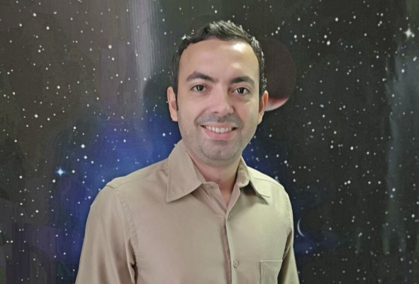 Dr. Rodney Delgado, astrónomo y primer astrofísico panameño. Dr. Rodney Delgado, astrónomo y primer astrofísico panameño.