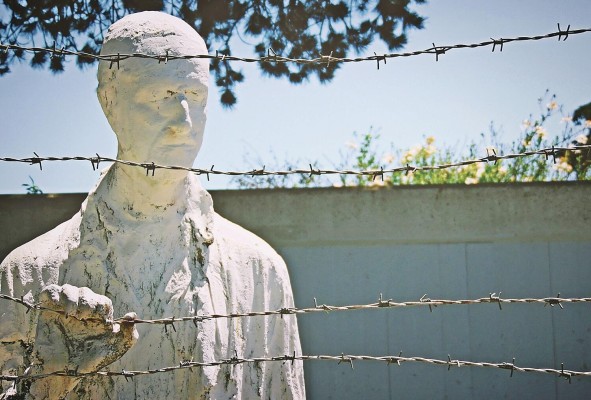 El antisemitismo fue el eje fundamental que desató el Holocausto nazi. El antisemitismo fue el eje fundamental que desató el Holocausto nazi.