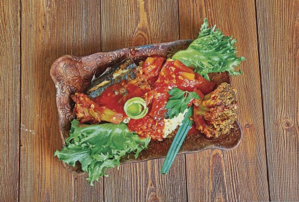 El plato nacional de Barbados, Cou Cou y pez Volador. El plato nacional de Barbados, Cou Cou y pez Volador.