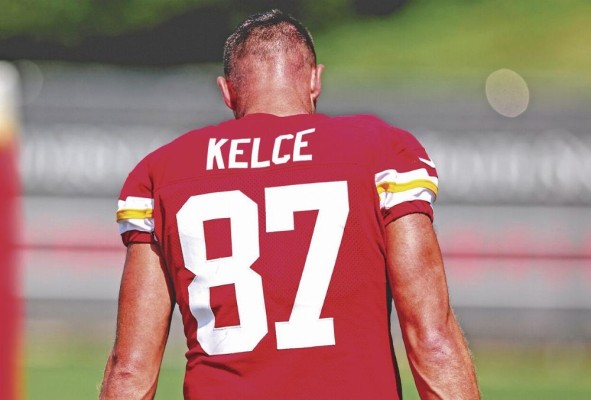 Travis Kelce durante un entrenamiento con los Kansas City Chiefs. Travis Kelce durante un entrenamiento con los Kansas City Chiefs.