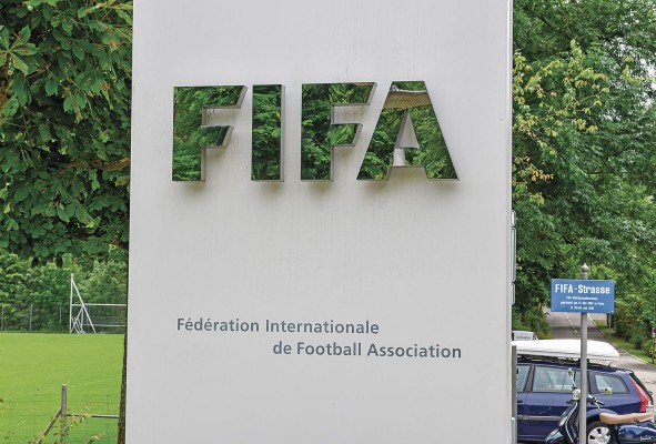 El Comité de Apelación de la FIFA suspendió temporalmente la ejecución de su decisión de castigar a Panamá. El Comité de Apelación de la FIFA suspendió temporalmente la ejecución de su decisión de castigar a Panamá.