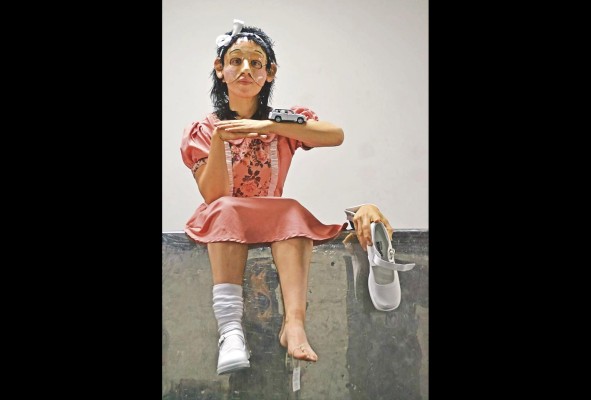 El domingo 6 de diciembre se presentará el montaje teatral de Chile, 'Preguntas frecuentes' de Producciones GAM y dirigido por Mariana Muñoz. El domingo 6 de diciembre se presentará el montaje teatral de Chile, 'Preguntas frecuentes' de Producciones GAM y dirigido por Mariana Muñoz.