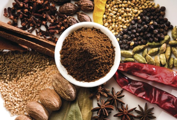 Garam Masala y todos sus ingredientes Garam Masala y todos sus ingredientes