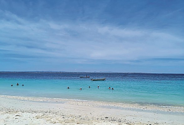 Playa Isla Iguana ofrece una fauna de arrecifes de Coral Playa Isla Iguana ofrece una fauna de arrecifes de Coral