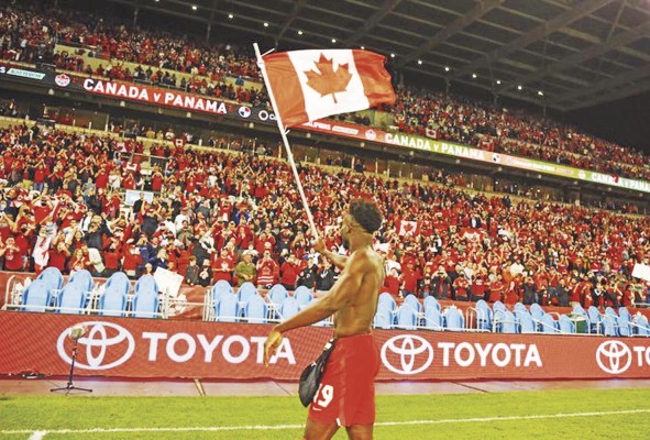 La Selección de Canadá llega pletórica celebrando la clasificación a un mundial después de 36 años de ausencia. Un buen presagio también de cara al mundial 2026 donde serán coanfitriones del certamen. La Selección de Canadá llega pletórica celebrando la clasificación a un mundial después de 36 años de ausencia. Un buen presagio también de cara al mundial 2026 donde serán coanfitriones del certamen.