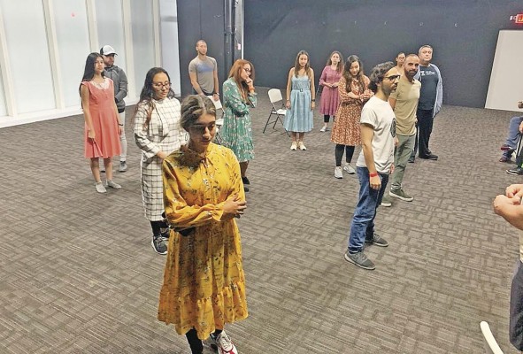 'Los Inolvidables' es un viaje al principio de lo que fue el final para millones de inocentes; víctimas de un régimen dictatorial del siglo XX. 'Los Inolvidables' es un viaje al principio de lo que fue el final para millones de inocentes; víctimas de un régimen dictatorial del siglo XX.