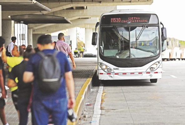 La empresa estatal tiene una flota de 1.200 unidades para el servicio de transporte. La empresa estatal tiene una flota de 1.200 unidades para el servicio de transporte.
