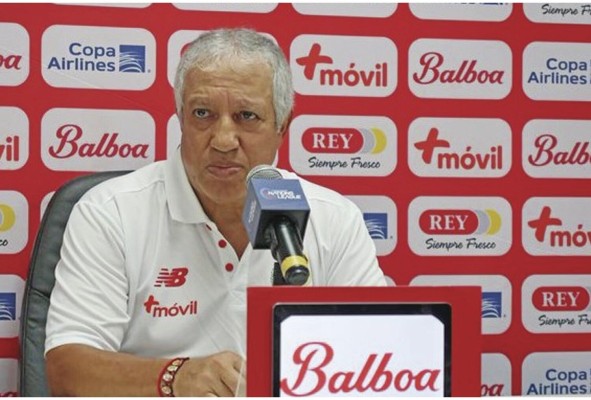 Rubén Américo Gallego llegó con enormes expectativas; no se cumplieron, tanto porque no acertó como técnico, como porque se carecía de un plan estructurado. Rubén Américo Gallego llegó con enormes expectativas; no se cumplieron, tanto porque no acertó como técnico, como porque se carecía de un plan estructurado.