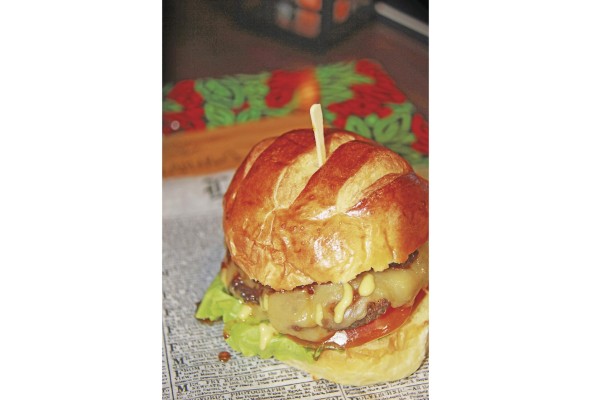 'Hamburguesa del Casco' destaca por una deliciosa mermelada de 'bacon'. 'Hamburguesa del Casco' destaca por una deliciosa mermelada de 'bacon'.