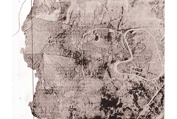 Suburbios de la ciudad de Panamá (urbanización Vista Hermosa en primer plano). Cuerpo de Ingenieros de la Zona del Canal, 1948. Suburbios de la ciudad de Panamá (urbanización Vista Hermosa en primer plano). Cuerpo de Ingenieros de la Zona del Canal, 1948.