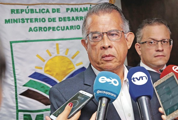 Augusto Valderrama, ministro de Desarrollo Agropecuario Augusto Valderrama, ministro de Desarrollo Agropecuario