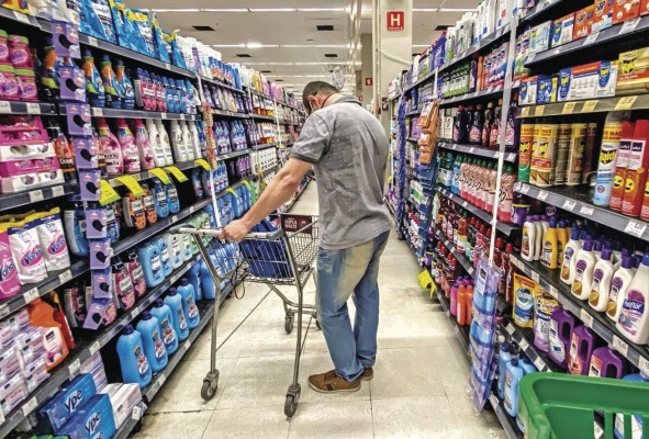 Panamá, en medio de un sistema-mundo capitalista en contracción Panamá, en medio de un sistema-mundo capitalista en contracción