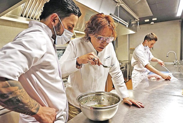El restaurante Leo está entre los 50 mejores del mundo. El restaurante Leo está entre los 50 mejores del mundo.