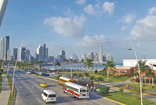 Panamá está en la lista del Grupo de Acción Financiera, de la Unión Europea y de la Organización para el Desarrollo Económico. Panamá está en la lista del Grupo de Acción Financiera, de la Unión Europea y de la Organización para el Desarrollo Económico.