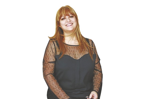 Silvia Fernández Risco ha publicado cuatro libro de narrativa. Adquiera Laberintos y Reflejos en silvisfergon@gmail.com Silvia Fernández Risco ha publicado cuatro libro de narrativa. Adquiera Laberintos y Reflejos en silvisfergon@gmail.com
