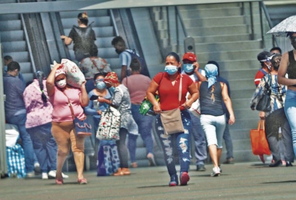 Mujeres, las más afectadas por la crisis de la pandemia Mujeres, las más afectadas por la crisis de la pandemia