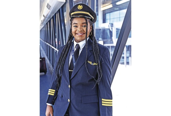 Marielis Quintana, futura piloto de avión. Marielis Quintana, futura piloto de avión.