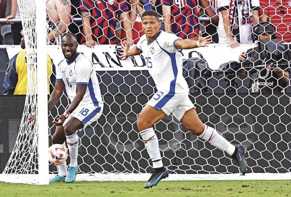 Iván Anderson celebra su gol anotado ante Estados Unidos. Iván Anderson celebra su gol anotado ante Estados Unidos.