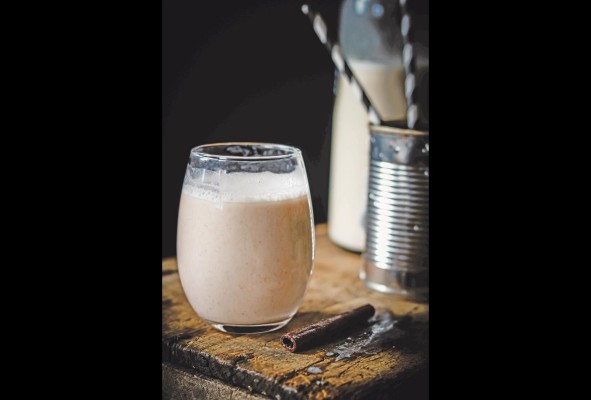 La bebida es tradicionalmente preparada con algas irish moss. La bebida es tradicionalmente preparada con algas irish moss.