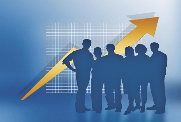 Los CEO y los gerentes generales son el eje de las experiencias y transformación del personal. Los CEO y los gerentes generales son el eje de las experiencias y transformación del personal.
