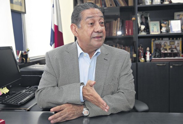 José Alberto Álvarez dirigió el Colegio Nacional de Abogados (CNA). José Alberto Álvarez dirigió el Colegio Nacional de Abogados (CNA).